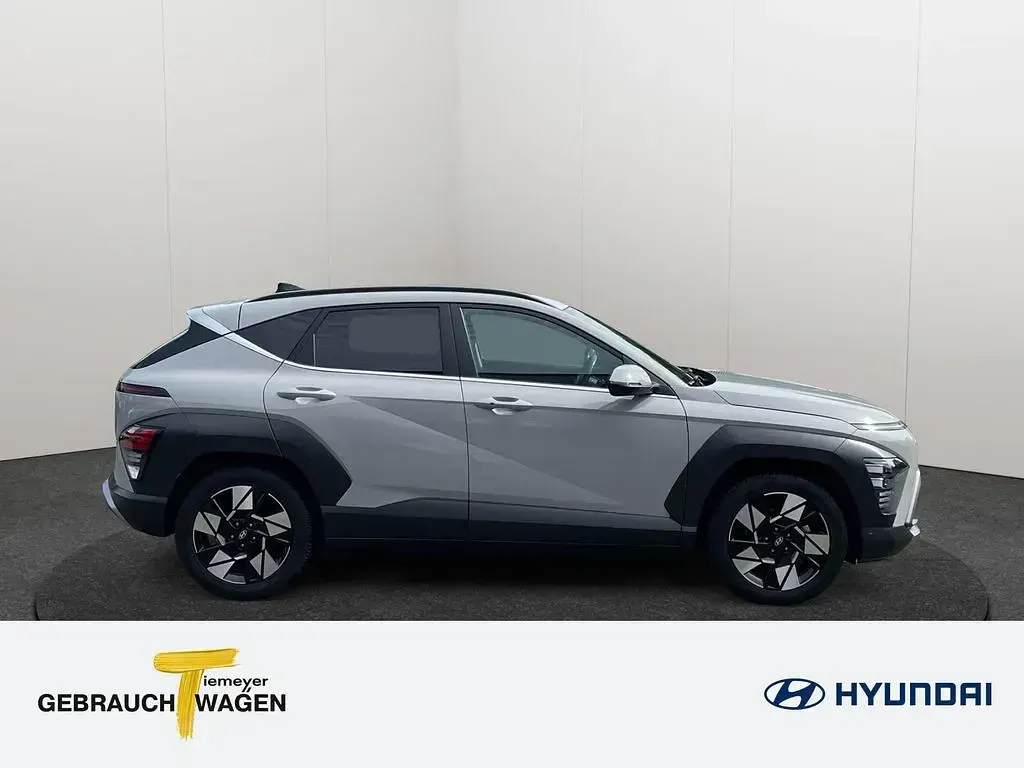 Gebraucht Hyundai Kona Trend 105 PS (77 kW) 2024 Grau SUV