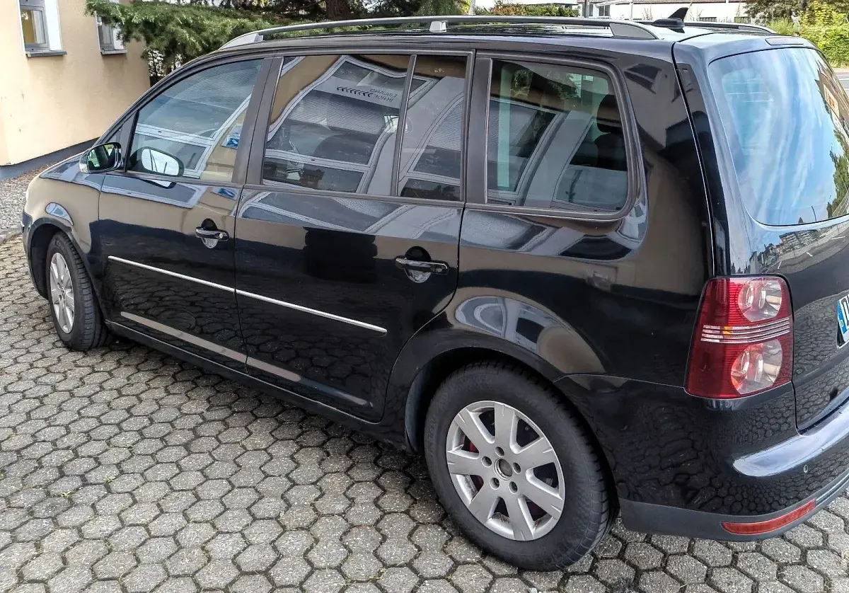 Gebraucht VW Touran 140 PS (102 kW) 2006 Schwarz Van / Kleinbus