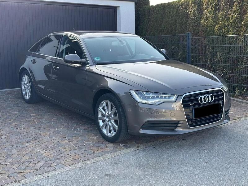 Gebraucht Audi A6 Ambiente 245 PS (180 kW) 2011 Braun Limousine