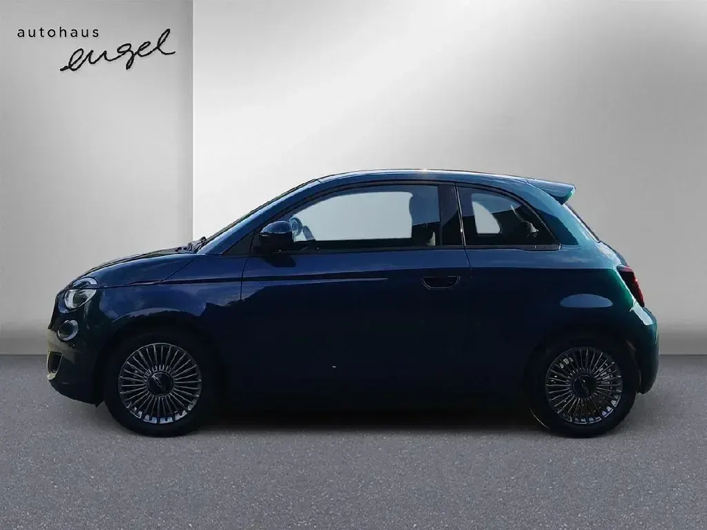 Gebraucht Fiat 500e Icon 86 kW (118 PS) 2022 Blau Limousine
