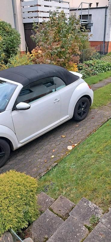 Gebraucht VW Beetle Cabriolet 105 PS (77 kW) 2018 Weiß Cabrio
