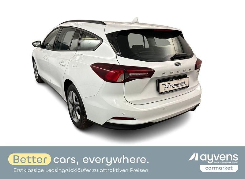 Gebraucht Ford Focus Cool & Connect 125 PS (91 kW) 2022 Weiß Kombi