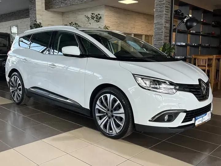 Weiß Gebraucht 2021 Renault Grand Scénic IV Business Van / Kleinbus | 17.500 € (Fairer Preis) - Bild 1/4