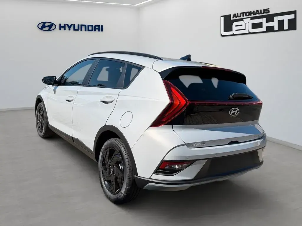 Neu Hyundai Bayon Blackline 90 PS (66 kW) 2026 Grau SUV