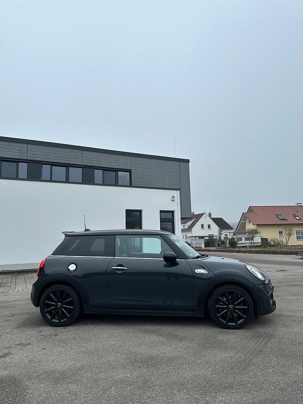 Gebraucht Mini Cooper SD 170 PS (125 kW) 2017 Grau Kleinwagen