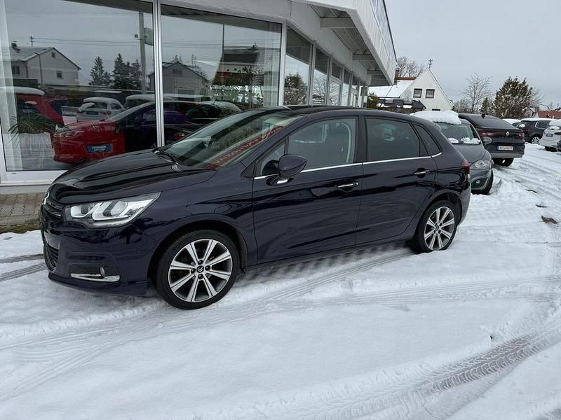 Gebraucht Citroën C4 Shine 131 PS (96 kW) 2017 Blau Limousine