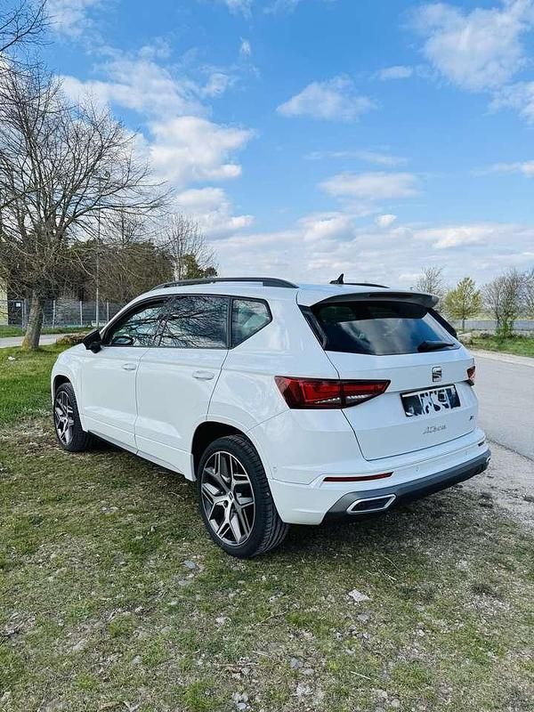 Używany Seat Ateca FR 150 KM (110 kW) 2022 Biały SUV