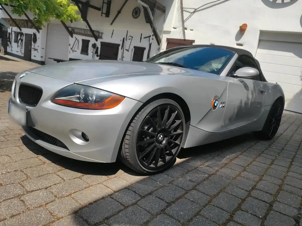 Gebraucht BMW Z4 192 PS (141 kW) 2003 Silber Cabrio