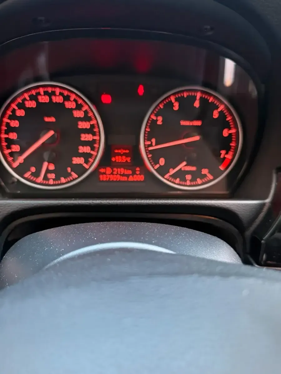 Gebraucht BMW 320 170 PS (125 kW) 2007 Grau Coupé