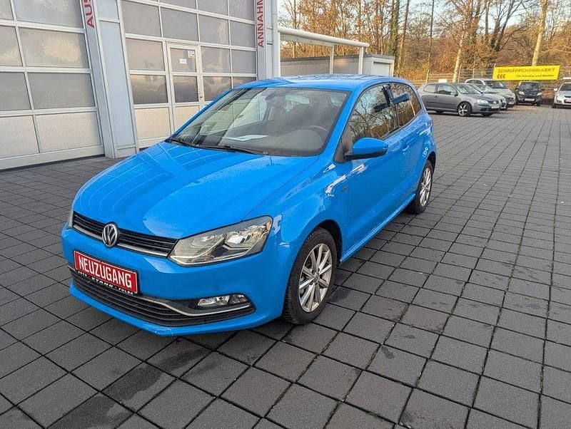 Blau Gebraucht 2015 VW Polo Kleinwagen | 8.990 € (Etwas zu teuer) - Bild 1/4
