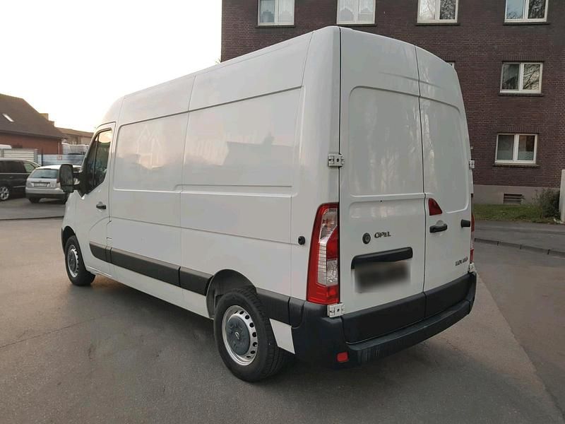 Gebraucht Opel Movano 125 PS (91 kW) 2013 Weiß Van / Kleinbus