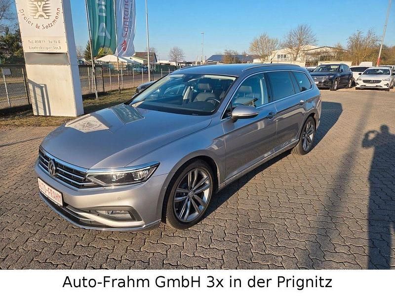 Gebraucht VW Passat Elegance 239 PS (175 kW) 2016 Silber Kombi