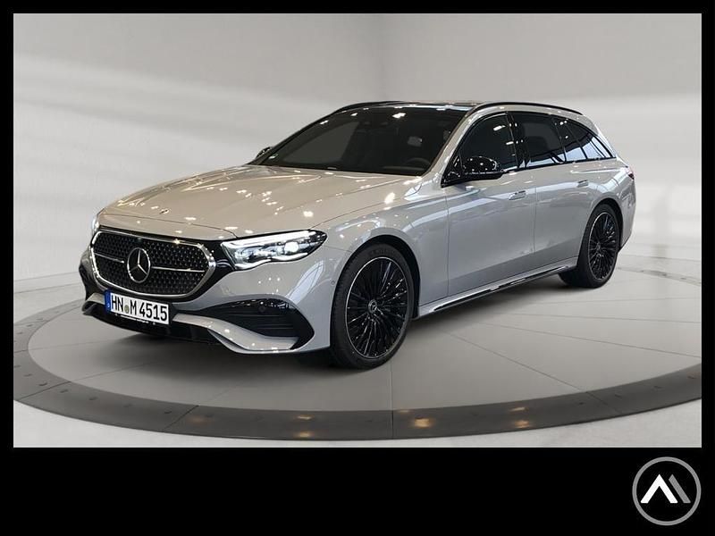 Grau manufaktur lack manufaktu Gebraucht 2024 Mercedes E450 AMG Kombi | 91.889 € - Bild 1/4