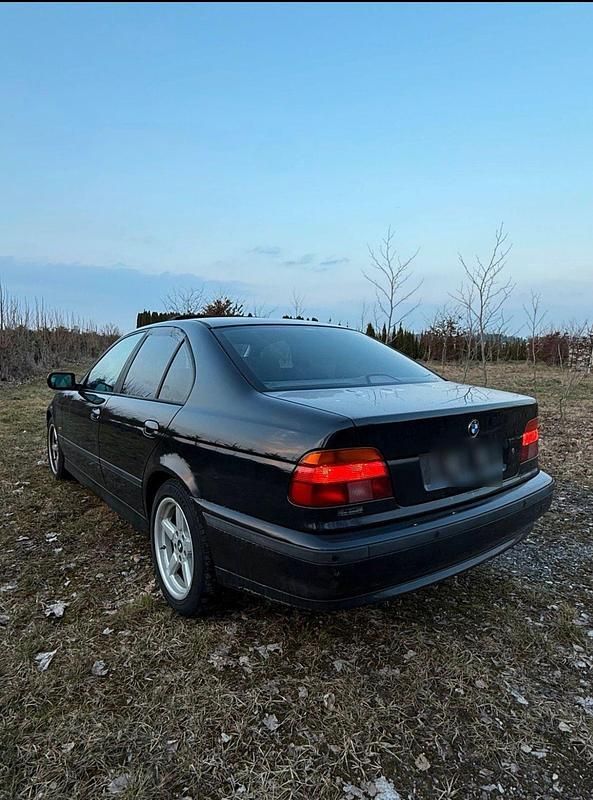Gebraucht BMW 523 170 PS (125 kW) 1999 Schwarz Limousine