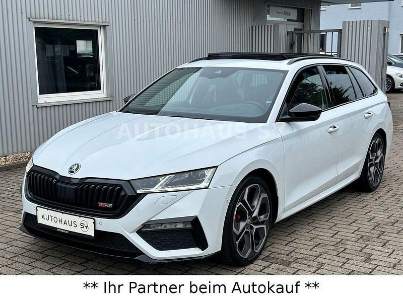 Weiß Gebraucht 2021 Skoda Octavia RS Kombi | 21.870 € (Fairer Preis) - Bild 1/4
