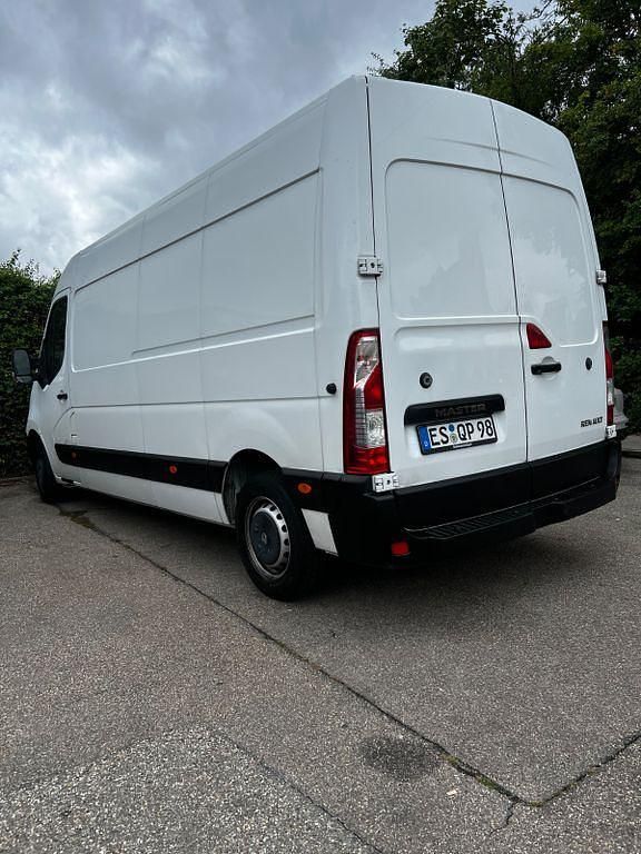 Weiß Gebraucht 2018 Renault Master Van | 17.499 € (Etwas zu teuer) - Bild 1/4