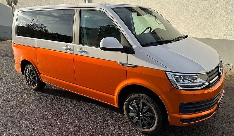 Gebraucht VW Multivan 102 PS (75 kW) 2019 Mandarintraumeffect folierung Van