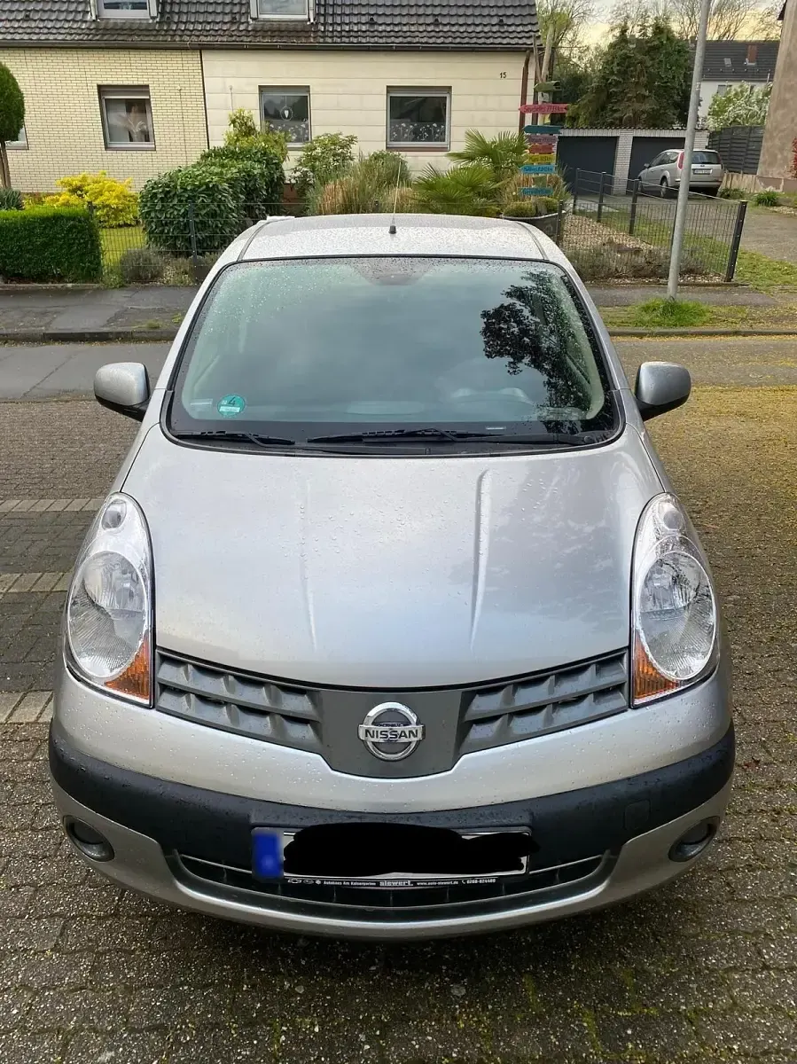 Gebraucht Nissan Note 110 PS (80 kW) 2006 Silber Kleinwagen
