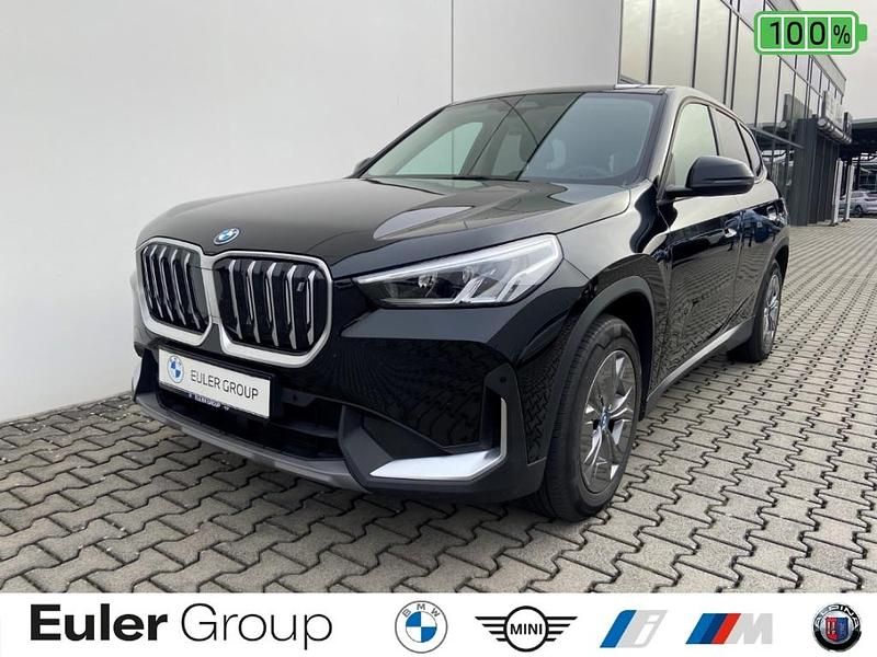 Schwarz ii Gebraucht 2023 BMW iX1 Performance SUV | 34.788 € (Guter Preis) - Bild 1/3