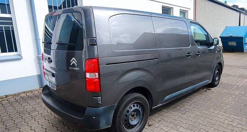 Second-hand Citroën Jumpy 177 CP (130 kW) 2019 Maro Monovolum