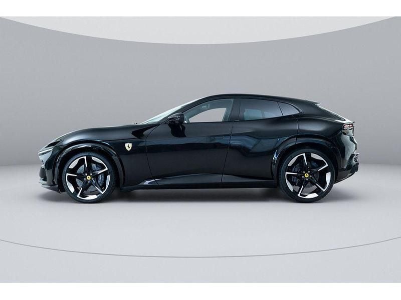 Gebraucht Ferrari Purosangue 725 PS (533 kW) 2025 Nero daytona SUV