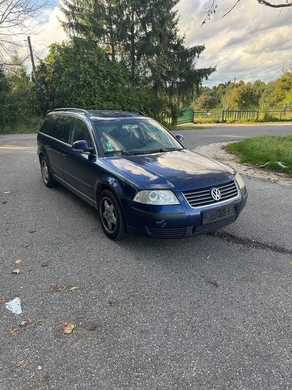Gebraucht VW Passat 131 PS (96 kW) 2004 Blau Kombi