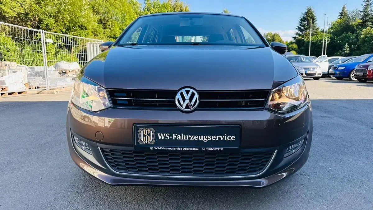 Gebraucht VW Polo Highline 90 PS (66 kW) 2013 Braun Kleinwagen