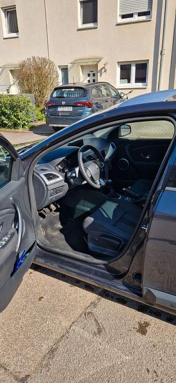 Gebraucht Renault Mégane III Expression 106 PS (77 kW) 2012 Limousine