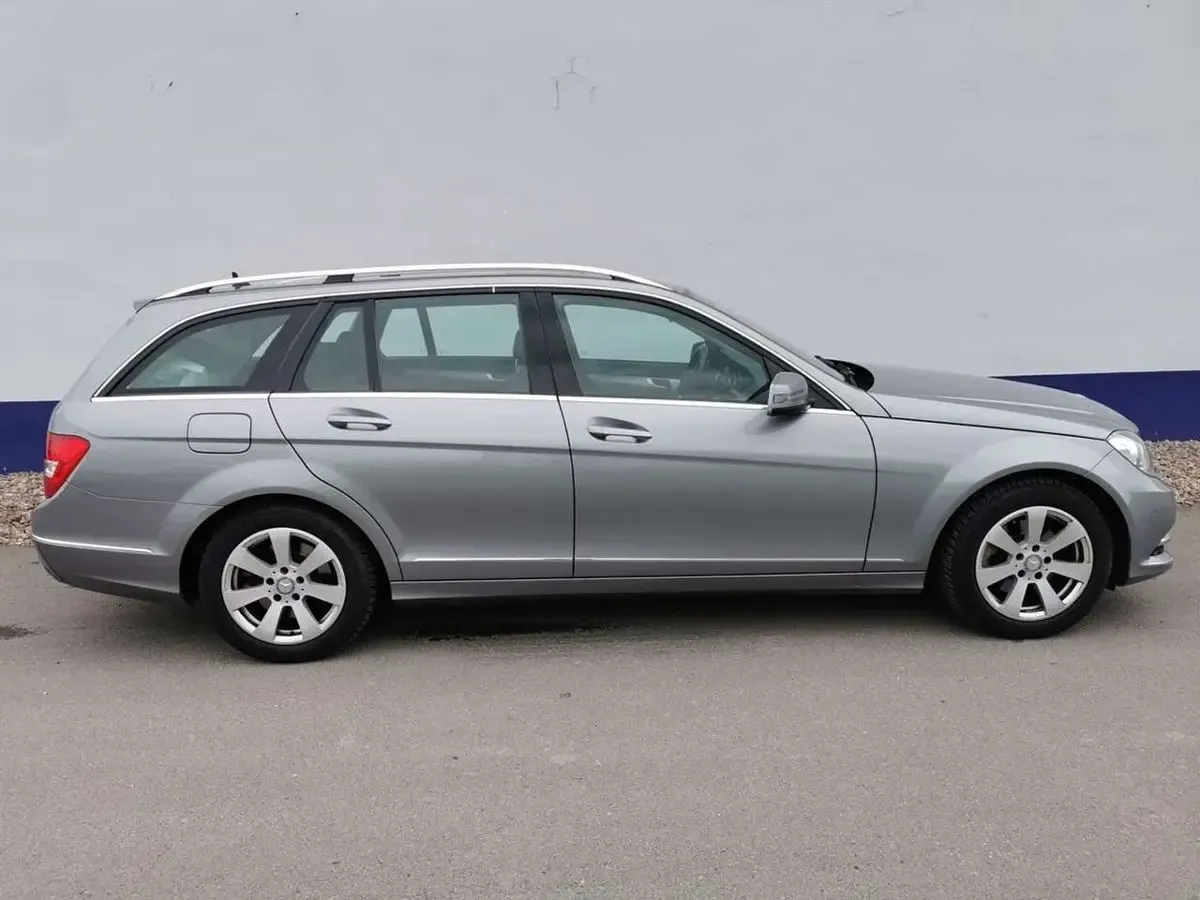 Gebraucht Mercedes C250 Avantgarde 204 PS (150 kW) 2013 Palladiumsilber  metalliclack Kombi