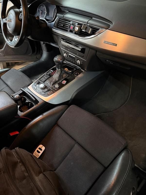 Gebraucht Audi A6 S-Line 245 PS (180 kW) 2011 Grau Limousine