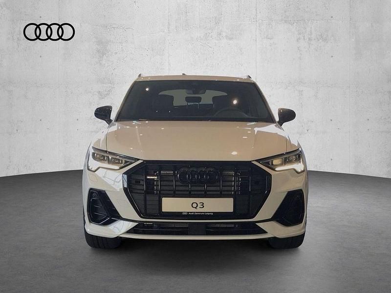 Gebraucht Audi Q3 S-Line 193 PS (141 kW) 2025 Gletscherweiß metallic SUV