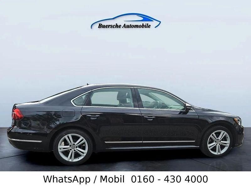 Schwarz Gebraucht 2016 VW Passat Limousine | 12.500 € (Superpreis) - Bild 1/4
