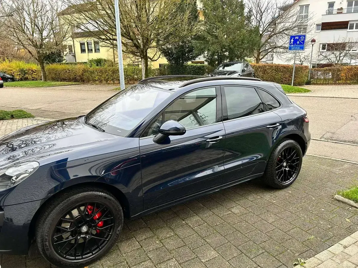 Gebraucht Porsche Macan Turbo 400 PS (294 kW) 2018 Blau SUV