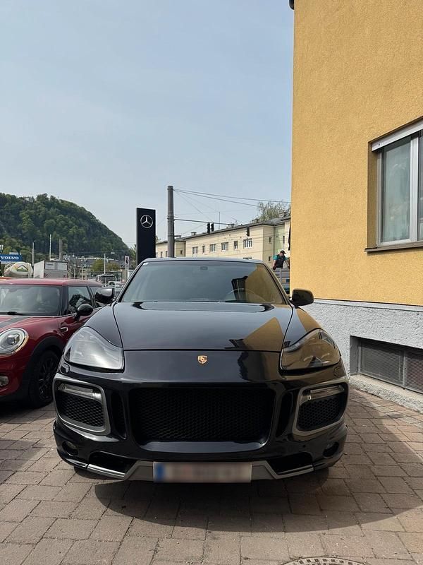 Second-hand Porsche Cayenne 290 CP (213 kW) 2007 Negru SUV