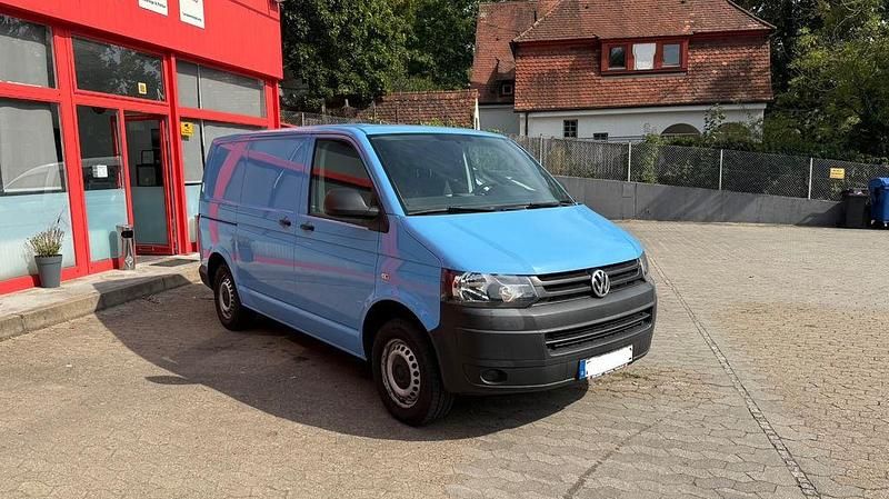 Blau Gebraucht 2015 VW T5 Van | 12.600 € (Guter Preis) - Bild 1/4