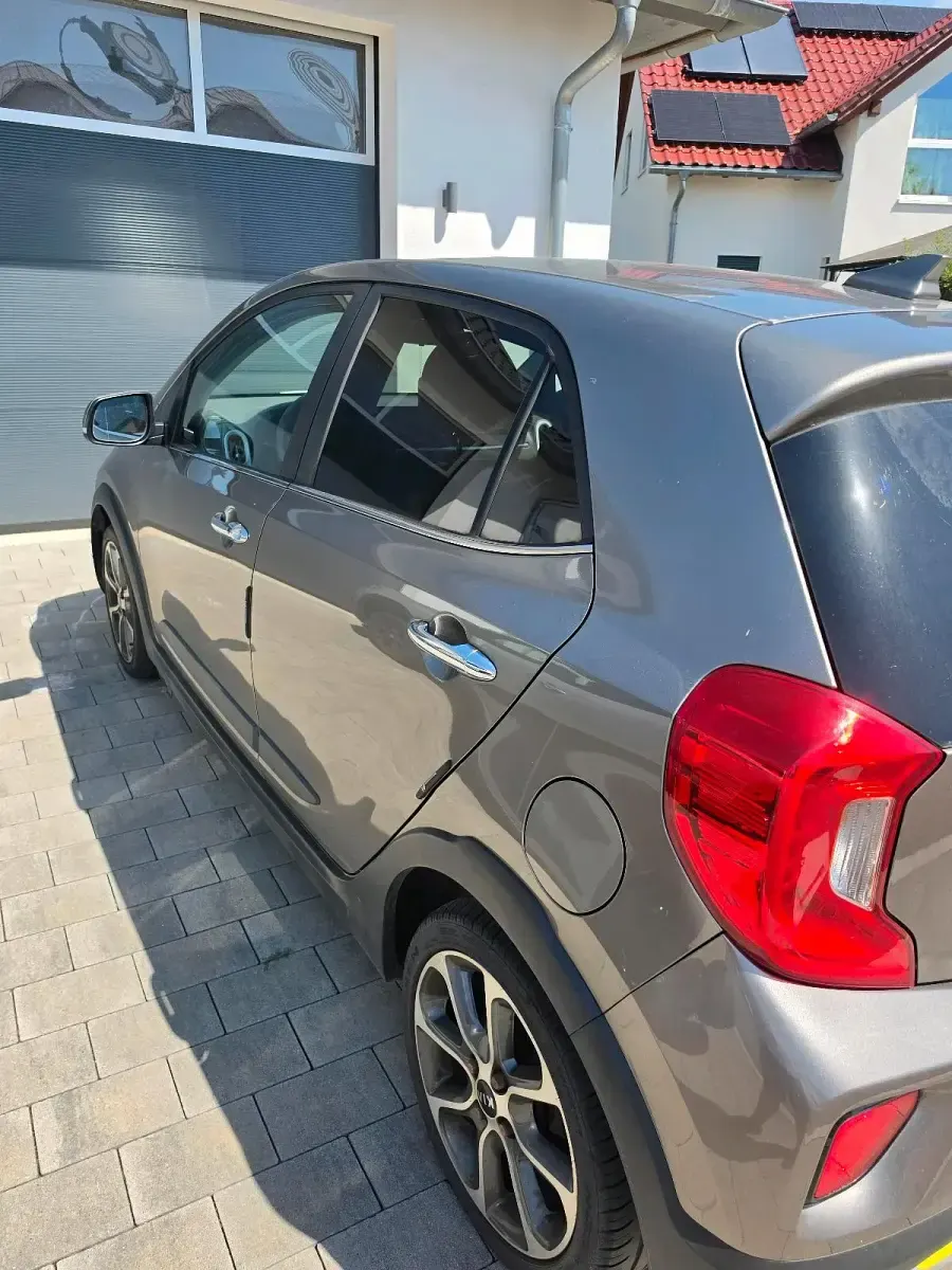 Gebraucht Kia Picanto X-Line 100 PS (73 kW) 2018 Beige Kleinwagen