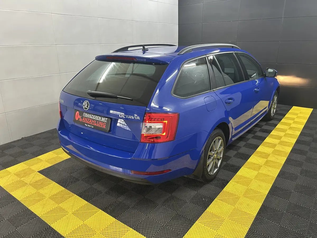Gebraucht Skoda Octavia 150 PS (110 kW) 2018 Blau Kombi