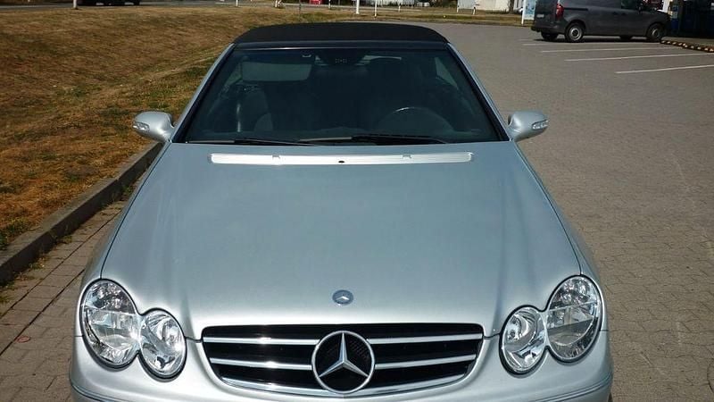 Silber Gebraucht 2006 Mercedes CLK200 Avantgarde Cabrio | 6.000 € (Guter Preis) - Bild 1/2