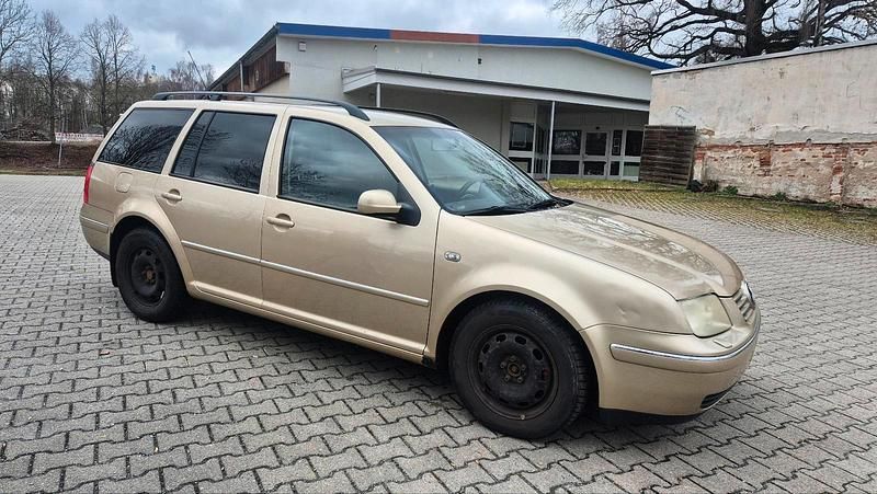 Gebraucht VW Golf IV 110 PS (80 kW) 2002 Gold Kombi