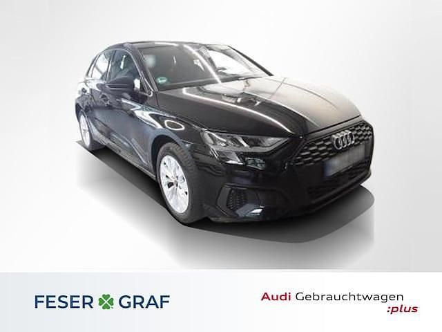 Brillantschwarz Gebraucht 2022 Audi A3 Sportback e-tron Sport Limousine | 21.449 € (Guter Preis) - Bild 1/2