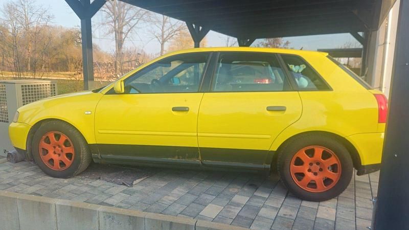 Gebraucht Audi A3 Attraction 150 PS (110 kW) 2000 Gelb Kleinwagen