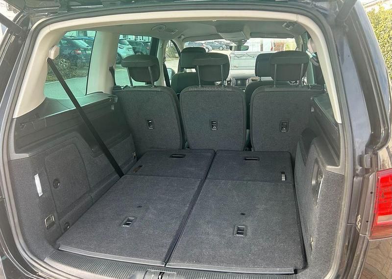 Gebraucht VW Sharan Comfortline 150 PS (110 kW) 2020 Schwarz Van / Kleinbus