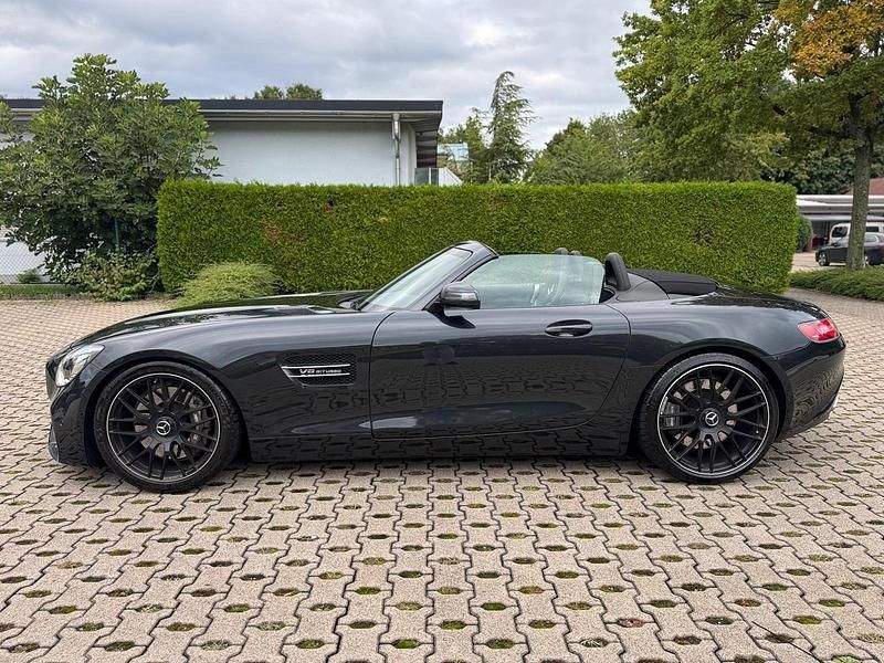 Schwarz Gebraucht 2017 Mercedes AMG GT AMG Cabrio | 95.450 € - Bild 1/4