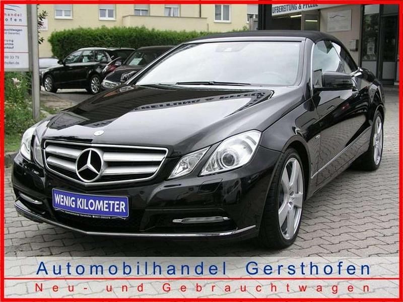 Gebraucht Mercedes E250 204 PS (150 kW) 2012 Obsidianschwarz Cabrio