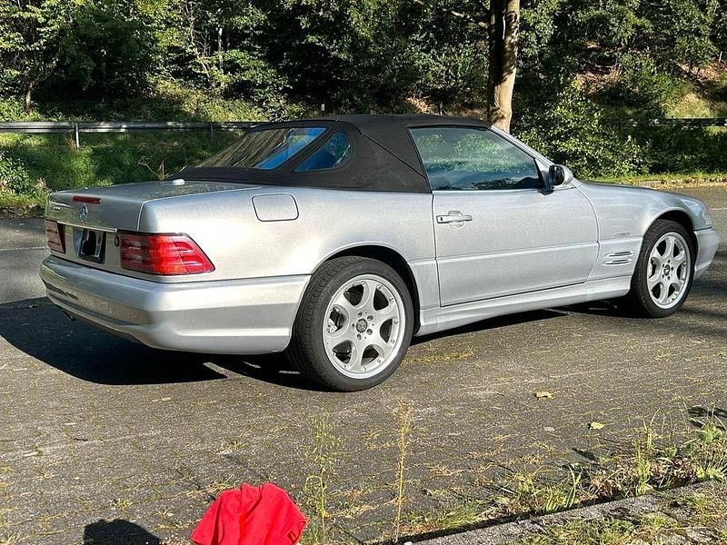 Silber Gebraucht 2002 Mercedes SL500 Cabrio | 34.900 € - Bild 1/4