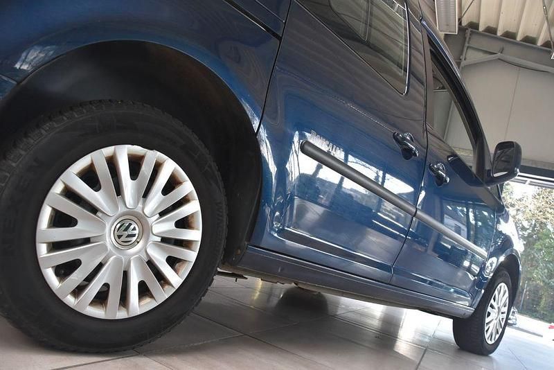 Gebraucht VW Caddy Trendline 102 PS (75 kW) 2011 Blau Van / Kleinbus
