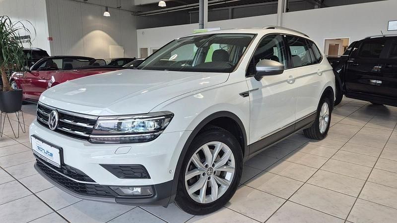 Weiß Gebraucht 2022 VW Tiguan Allspace Highline SUV | 26.950 € (Superpreis) - Bild 1/4