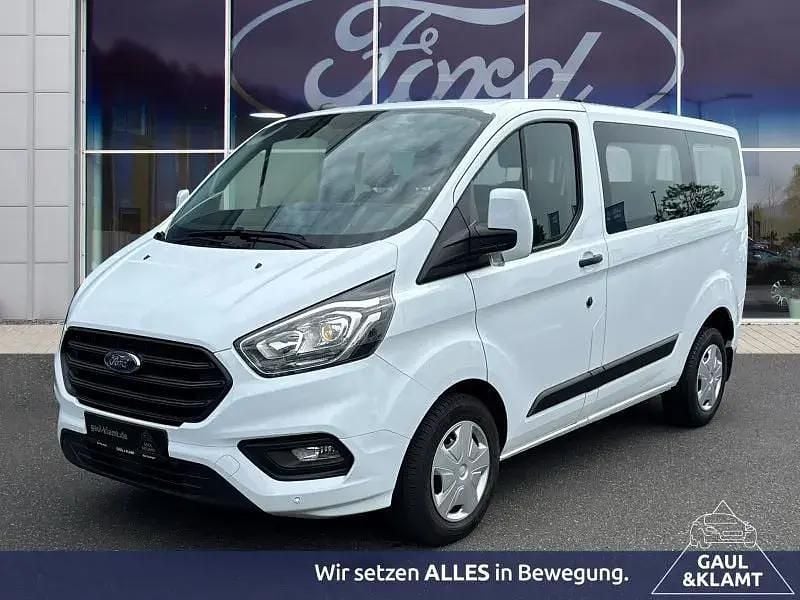 Frostweiß Gebraucht 2019 Ford Transit Custom Trend Limousine | 16.570 € (Fairer Preis) - Bild 1/3
