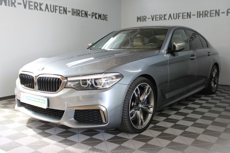 Blau Gebraucht 2017 BMW M550 Performance Limousine | 27.999 € (Fairer Preis) - Bild 1/4