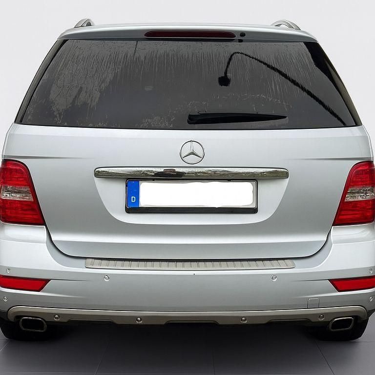 Silber Gebraucht 2009 Mercedes ML300 SUV | 9.000 € (Guter Preis) - Bild 1/4